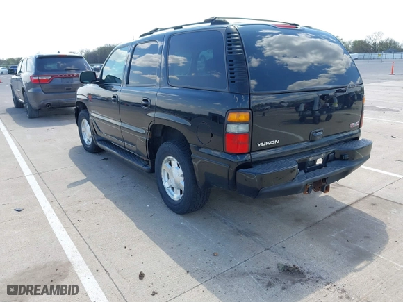 2004 GMC Yukon Denali with VIN 1GKEK63U54J308934, listed as a IAAI auction lot 42124676 with 254,362 mi miles. Bid and sale history available at carsss.com. Image 3.