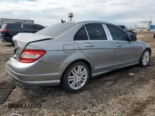 2008 Mercedes-Benz C 300 Sport z VIN WDDGF54X78R034239, wystawiony jako Copart lot #54364165 z przebiegiem 133 358 mil mil oraz Szkoda całkowita • Salvage title. Historia ofert i sprzedaży dostępna na DreamBid. Obrazek 3.