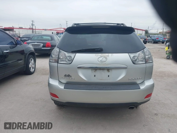 2007 Lexus RX 350 with VIN JTJGK31U270006689, listed as a IAAI auction lot 41638323 with 210,381 mi miles. Bid and sale history available at carsss.com. Image 16.