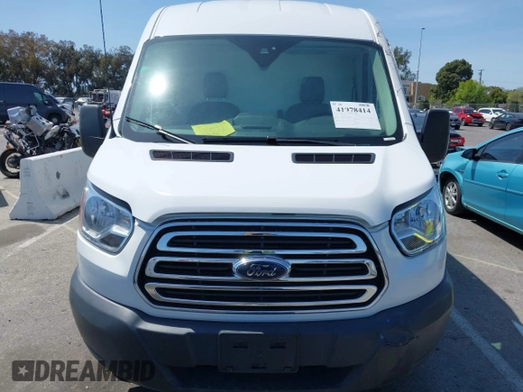 2018 Ford Transit with VIN 1FTBW2CG8JKB46535, listed as a IAAI auction lot 41978414 with 82,316 mi miles and . Bid and sale history available at DreamBid. Image 12.