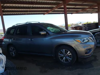 2017 Nissan Pathfinder S with VIN 5N1DR2MN1HC637381, listed as a IAAI auction lot 42101268 with 76,215 mi miles and . Bid and sale history available at DreamBid. Image 13.