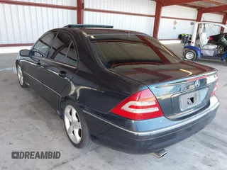 2005 Mercedes-Benz C 230 Kompressor с VIN WDBRF40J55F651844, выставлен на аукционе IAAI как лот 42831284 с пробегом 163 479 миль миль и . История ставок и продаж доступна на DreamBid. Изображение 3.