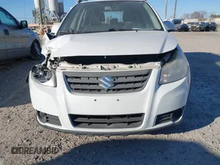 2013 Suzuki SX4 Crossover with VIN JS2YB5A39D6101193, listed as a IAAI auction lot 41675796 with 87,459 mi miles and . Bid and sale history available at DreamBid. Image 13.