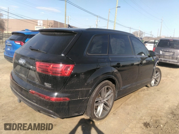 2017 Audi Q7 Prestige with VIN WA1VAAF78HD026650, listed as a IAAI auction lot 41841616 with 105,396 mi miles and . Bid and sale history available at DreamBid. Image 4.