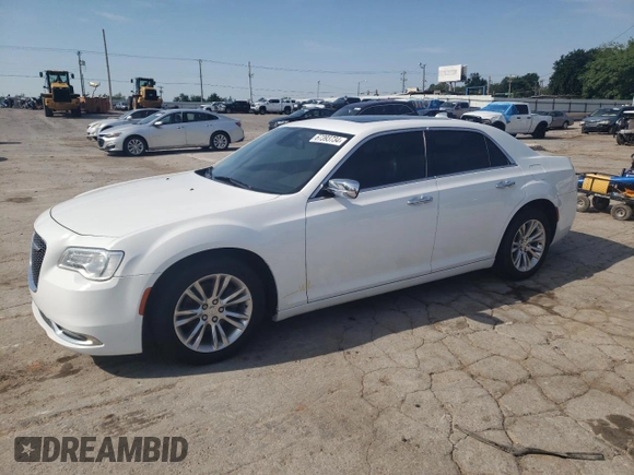 2020 Chrysler 300 Limited with VIN 2C3CCAEG5LH124463, listed as a Copart auction lot 67393734 with 104,833 mi miles and Salvage Title. Bid and sale history available at DreamBid. Image 1.