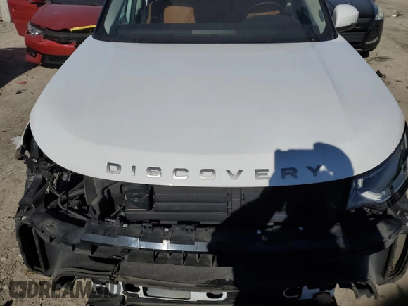 2017 Land Rover Discovery HSE with VIN SALRRBBV7HA005826, listed as a Copart auction lot 89086005 with 96,673 mi miles and Salvage Title. Bid and sale history available at DreamBid. Image 11.
