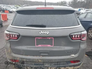 2019 Jeep Compass Limited with VIN 3C4NJCCB8KT793507, listed as a IAAI auction lot 41610732 with 114,794 mi miles. Bid and sale history available at carsss.com. Image 16.
