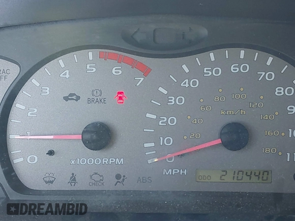 2003 Toyota Sequoia SR5 with VIN 5TDZT34A13S149313, listed as a IAAI auction lot 41841538 with 210,440 mi miles. Bid and sale history available at carsss.com. Image 7.
