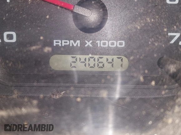 2004 Ford Ranger XL z VIN 1FTYR10D14TA08047, wystawiony jako IAAI lot #42831791 z przebiegiem 240 647 mil mil oraz . Historia ofert i sprzedaży dostępna na DreamBid. Obrazek 7.