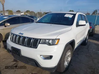 2017 Jeep Grand Cherokee Laredo with VIN 1C4RJEAG3HC696635, listed as a IAAI auction lot 41594123 with 97,502 mi miles. Bid and sale history available at carsss.com. Image 17.