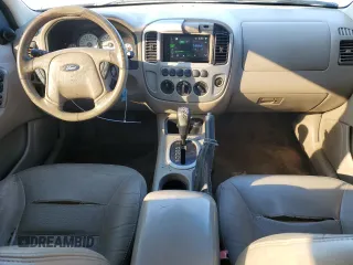 2007 Ford Escape Limited with VIN 1FMYU04187KA40993, listed as a Copart auction lot 88273655 with 209,209 mi miles and Salvage title. Bid and sale history available at DreamBid. Image 8.