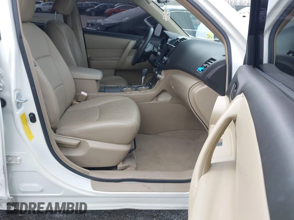 2008 Toyota Highlander z VIN JTEDS41AX82008287, wystawiony jako IAAI lot #41943976 z przebiegiem 84 493 mil mil oraz . Historia ofert i sprzedaży dostępna na DreamBid. Obrazek 5.