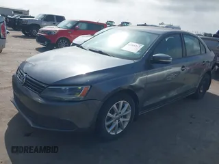 2011 Volkswagen Jetta SE with VIN 3VWDX7AJ4BM324160, listed as a IAAI auction lot 42505233 with 181,277 mi miles and . Bid and sale history available at DreamBid. Image 2.