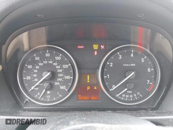 2015 BMW X1 xDrive28i with VIN WBAVL1C59FVY40443, listed as a IAAI auction lot 41777176 with 91,560 mi miles. Bid and sale history available at carsss.com. Image 7.