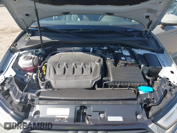 2020 Audi A3 Premium z VIN WAUAUGFFXLA002962, wystawiony jako IAAI lot #42138035 z przebiegiem 22 456 mil mil oraz . Historia ofert i sprzedaży dostępna na DreamBid. Obrazek 10.