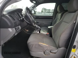 2013 Toyota Tacoma PreRunner z VIN 3TMJU4GN7DM155651, wystawiony jako Copart lot #47528115 z przebiegiem 195 328 mil mil oraz Szkoda całkowita • Salvage title. Historia ofert i sprzedaży dostępna na DreamBid. Obrazek 7.