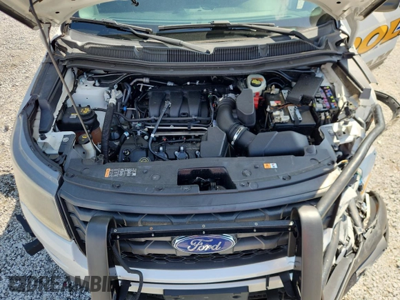 2017 Ford Police Interceptor Utility z VIN 1FM5K8AR1HGC62541, wystawiony jako Copart lot #63190445 z przebiegiem 113 007 mil mil oraz Czysty tytuł • Clean title. Historia ofert i sprzedaży dostępna na DreamBid. Obrazek 12.