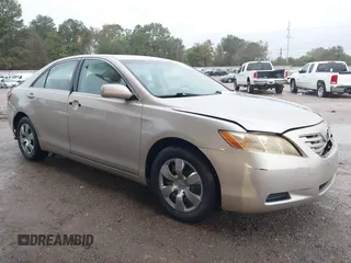 2007 Toyota Camry CE with VIN 4T1BE46K67U178830, listed as a IAAI auction lot 40710472 with 101,024 mi miles. Bid and sale history available at carsss.com. Image 1.