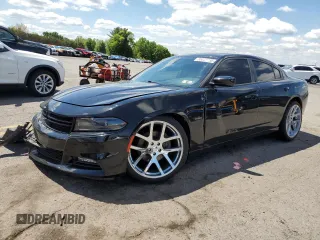 2017 Dodge Charger R/T z VIN 2C3CDXCT2HH571999, wystawiony jako Copart lot #55642235 z przebiegiem 102 719 mil mil oraz Szkoda całkowita • Salvage title. Historia ofert i sprzedaży dostępna na DreamBid. Obrazek 1.