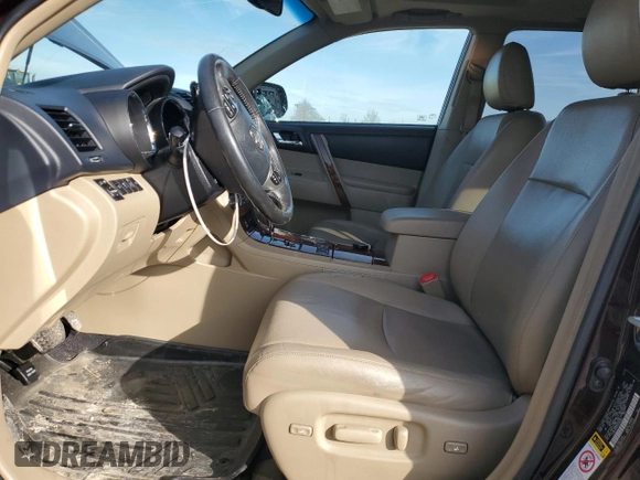 2013 Toyota Highlander Limited with VIN 5TDDK3EH7DS200260, listed as a Copart auction lot 44537275 with 144,599 mi miles and Non repairable. Bid and sale history available at DreamBid. Image 7.