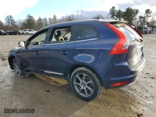2015 Volvo XC60 T6 Platinum with VIN YV4902RVXF2705058, listed as a Copart auction lot 43627335 with 84,406 mi miles and Salvage Title. Bid and sale history available at carsss.com. Image 2.