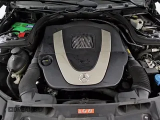 2009 Mercedes-Benz C 350 Sport z VIN WDDGF56X69R059504, wystawiony jako Copart lot #62753415 z przebiegiem 180 759 mil mil oraz Czysty tytuł • Clean title. Historia ofert i sprzedaży dostępna na DreamBid. Obrazek 14.