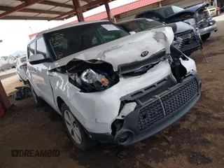 2016 Kia Soul with VIN KNDJN2A21G7263536, listed as a IAAI auction lot 41723415 with 82,764 mi miles. Bid and sale history available at carsss.com. Image 1.