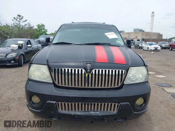 2003 Lincoln Navigator Luxury z VIN 5LMFU28R13LJ43211, wystawiony jako IAAI lot #42331844 z przebiegiem 166 139 mil mil oraz . Historia ofert i sprzedaży dostępna na DreamBid. Obrazek 12.