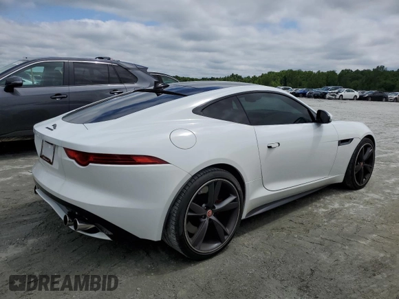 2015 Jaguar F-Type R z VIN SAJWA6DAXFMK15045, wystawiony jako Copart lot #58995495 z przebiegiem 51 044 mil mil oraz Czysty tytuł • Clean title. Historia ofert i sprzedaży dostępna na DreamBid. Obrazek 3.