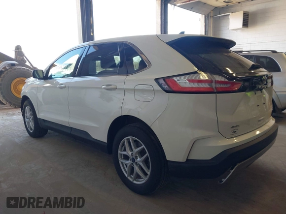2021 Ford Edge SEL with VIN 2FMPK4J9XMBA38672, listed as a IAAI auction lot 41992994 with 31,834 mi miles. Bid and sale history available at carsss.com. Image 3.