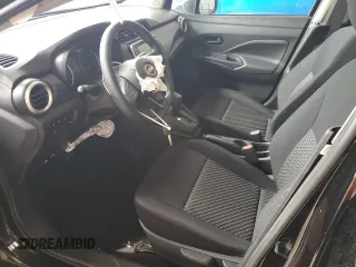 2024 Nissan Versa S с VIN 3N1CN8DV2RL910349, выставлен на аукционе Copart как лот 59301845 с пробегом 16 297 миль миль и Чистый • Clean title. История ставок и продаж доступна на DreamBid. Изображение 7.