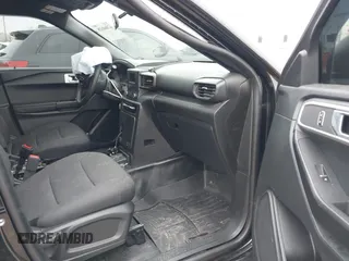 2023 Ford Police Interceptor Utility z VIN 1FM5K8AB1PGA03761, wystawiony jako IAAI lot #42068628 z przebiegiem 39 009 mil mil oraz . Historia ofert i sprzedaży dostępna na DreamBid. Obrazek 5.