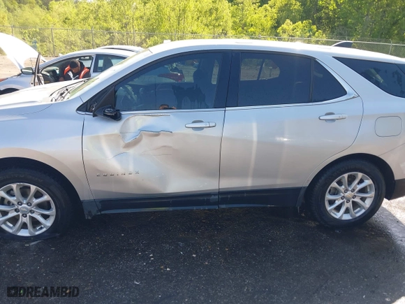 2018 Chevrolet Equinox LT with VIN 2GNAXJEV6J6284163, listed as a IAAI auction lot 41954789 with 264,728 mi miles. Bid and sale history available at carsss.com. Image 14.