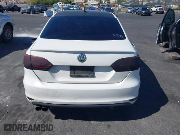 2014 Volkswagen Jetta GLI Autobahn with VIN 3VW5T7AJ8EM367002, listed as a IAAI auction lot 42032055 with 186,301 mi miles and . Bid and sale history available at DreamBid. Image 17.