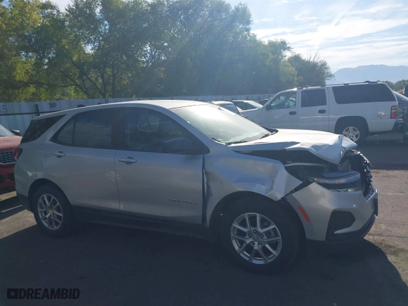 2022 Chevrolet Equinox LS with VIN 3GNAXSEV4NS150099, listed as a IAAI auction lot 40395522 with 48,187 mi miles. Bid and sale history available at carsss.com. Image 13.