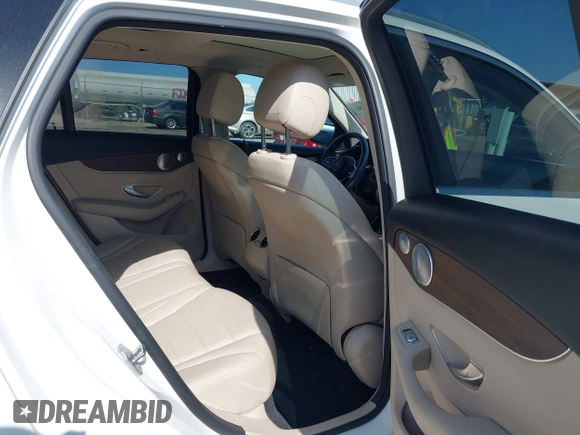 2021 Mercedes-Benz GLC 300 с VIN W1N0G8DB9MF868502, выставлен на аукционе IAAI как лот 41929908 с пробегом 68 958 миль миль и . История ставок и продаж доступна на DreamBid. Изображение 8.