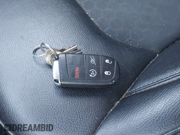 2018 Jeep Compass Latitude with VIN 3C4NJCBB2JT108465, listed as a IAAI auction lot 41833695 with 162,983 mi miles and . Bid and sale history available at DreamBid. Image 11.