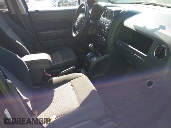 2014 Jeep Patriot Sport with VIN 1C4NJPBBXED911558, listed as a IAAI auction lot 42066449 with 107,208 mi miles. Bid and sale history available at carsss.com. Image 5.