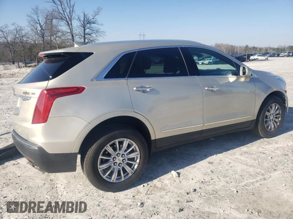 2017 Cadillac XT5 FWD with VIN 1GYKNARS0HZ124016, listed as a Copart auction lot 43510905 with 10,552 mi miles and Salvage Title. Bid and sale history available at carsss.com. Image 3.