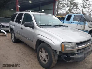 2004 Chevrolet TrailBlazer LT with VIN 1GNDS13S642168175, listed as a IAAI auction lot 41585892 with 167,695 mi miles. Bid and sale history available at carsss.com. Image 1.