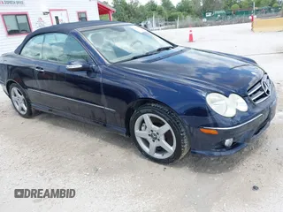 2006 Mercedes-Benz CLK 500 z VIN WDBTK75G26T066514, wystawiony jako IAAI lot #42025408 z przebiegiem 117 449 mil mil oraz . Historia ofert i sprzedaży dostępna na DreamBid. Obrazek 1.