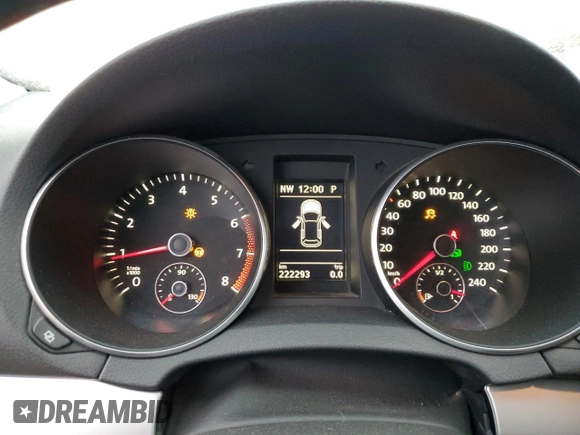 2010 Volkswagen Golf with VIN WVWDA9AJ3AW155859, listed as a Copart auction lot 82110094 with 222,293 mi miles and Clean title. Bid and sale history available at DreamBid. Image 9.