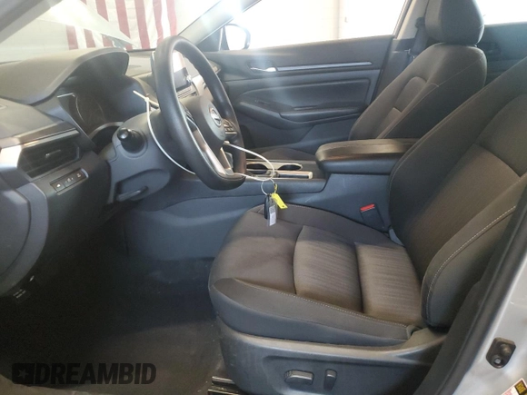 2024 Nissan Altima SV with VIN 1N4BL4DV7RN304090, listed as a Copart auction lot 65217425 with 50,517 mi miles and Clean title. Bid and sale history available at DreamBid. Image 7.