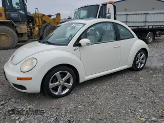 2008 Volkswagen Beetle with VIN 3VWFG31C98M518226, listed as a Copart auction lot 82025464 with 109,510 mi miles and Salvage Title. Bid and sale history available at DreamBid. Image 1.