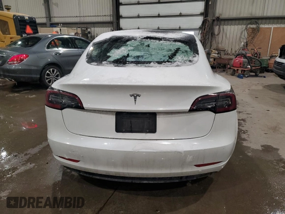 2021 Tesla Model 3 Standard Range Plus z VIN 5YJ3E1EA4MF988784, wystawiony jako Copart lot #88138765 z przebiegiem 62 438 mil mil oraz Szkody całkowita. Historia ofert i sprzedaży dostępna na DreamBid. Obrazek 6.