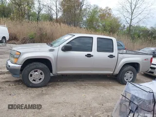 2007 GMC Canyon SLE2 with VIN 1GTDT13E978120901, listed as a IAAI auction lot 42036924 with 187,341 mi miles. Bid and sale history available at carsss.com. Image 15.
