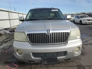 2003 Lincoln Navigator Luxury with VIN 5LMFU28R13LJ40132, listed as a Copart auction lot 84920284 with 306,630 mi miles and Salvage Title. Bid and sale history available at carsss.com. Image 5.