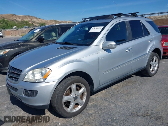 2008 Mercedes-Benz M 350 with VIN 4JGBB86E08A362836, listed as a IAAI auction lot 42076022 with 212,073 mi miles and . Bid and sale history available at DreamBid. Image 2.