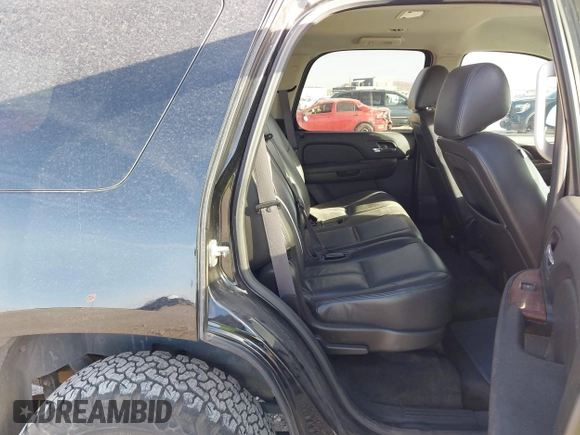 2013 Chevrolet Tahoe LS with VIN 1GNSCAE03DR193235, listed as a IAAI auction lot 41604766 with 204,455 mi miles and . Bid and sale history available at DreamBid. Image 8.