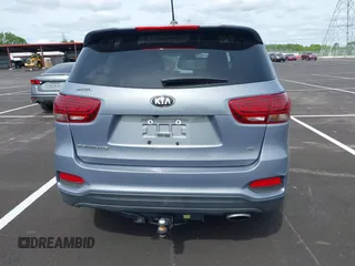 2020 Kia Sorento LX V6 with VIN 5XYPG4A53LG675755, listed as a IAAI auction lot 42070515 with 82,985 mi miles. Bid and sale history available at carsss.com. Image 16.